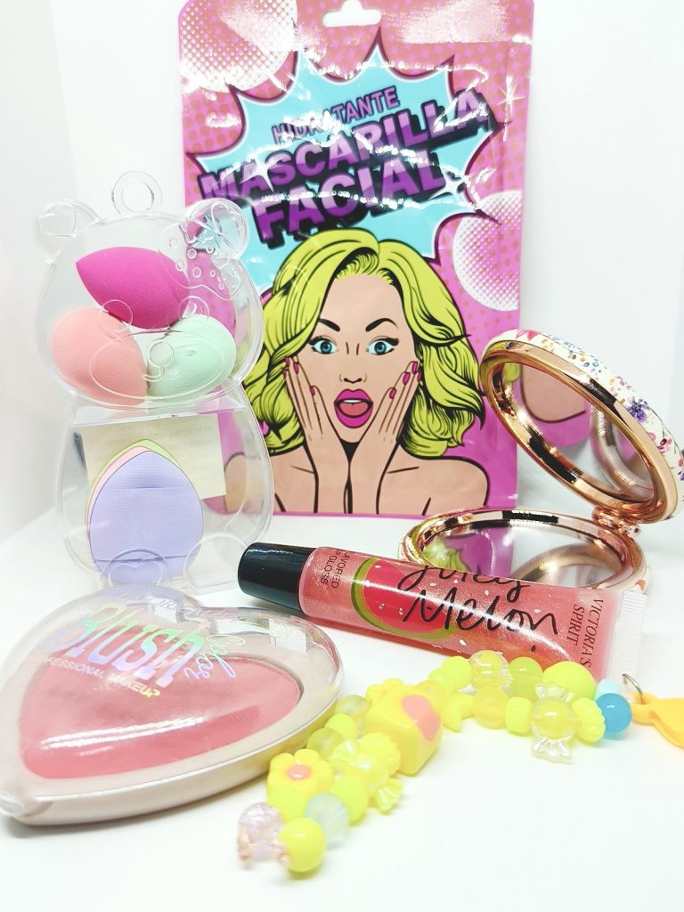 Kit beauty mascarilla pop-art y esponjas